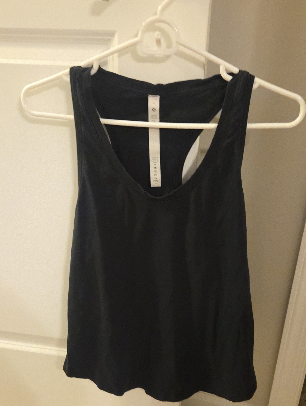 lululemon athletica Love Black Racerback Tank Top - Sz 6